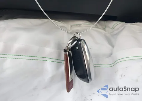 2020 Subaru Ascent Premium из США, поврежденный, VIN 4S4WMAFD1L3444582